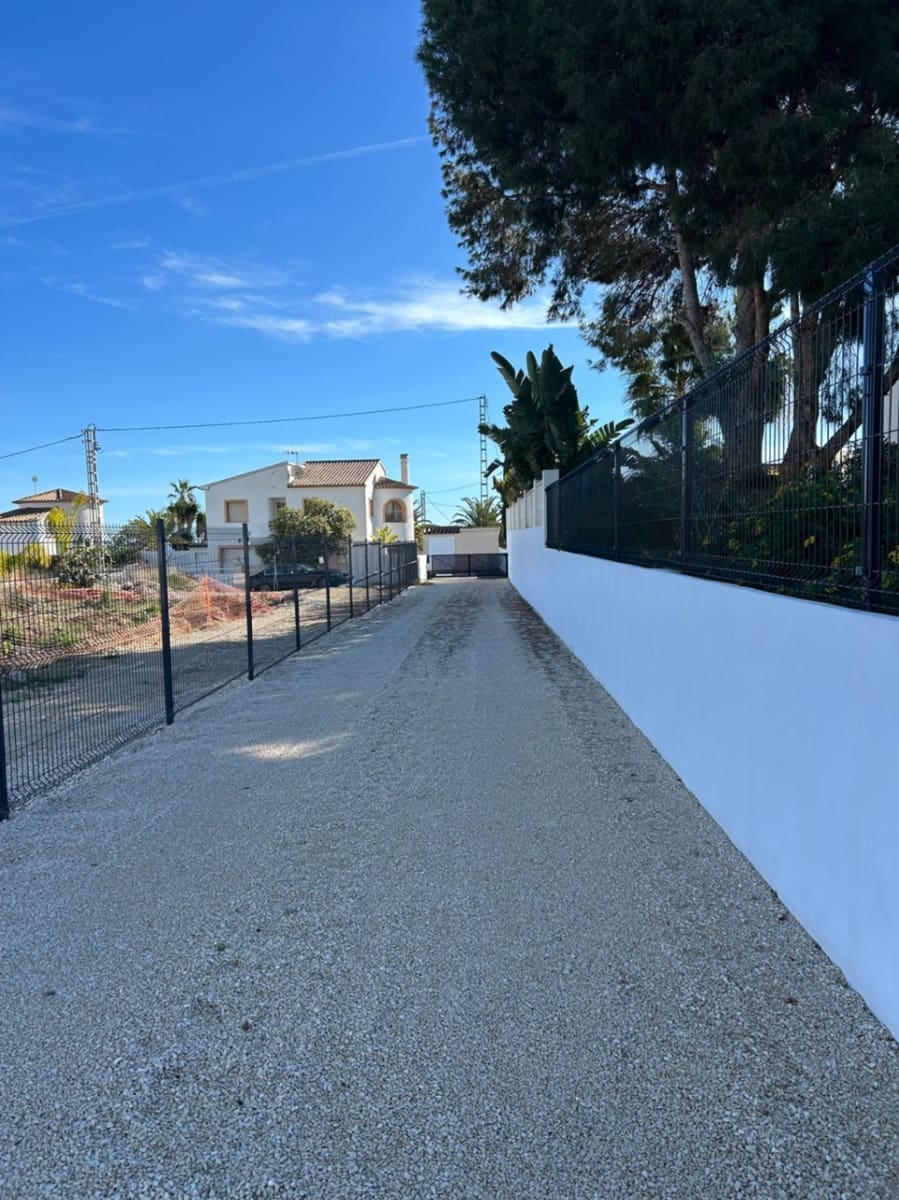 3 bedroom Villa for sale in Benissa - € 1,175,000 (Ref: 9844359)
