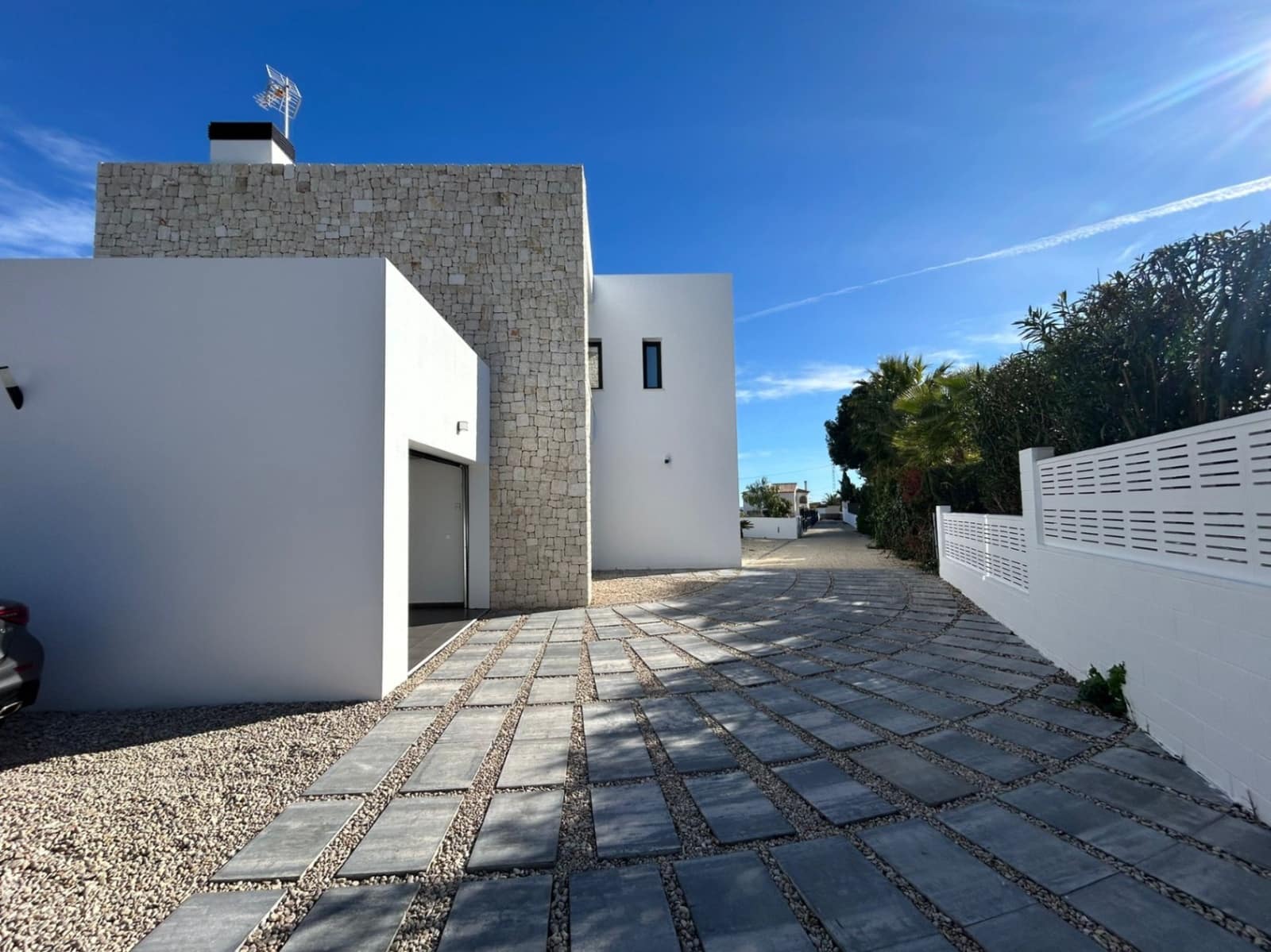 3 bedroom Villa for sale in Benissa - € 1,175,000 (Ref: 9844359)