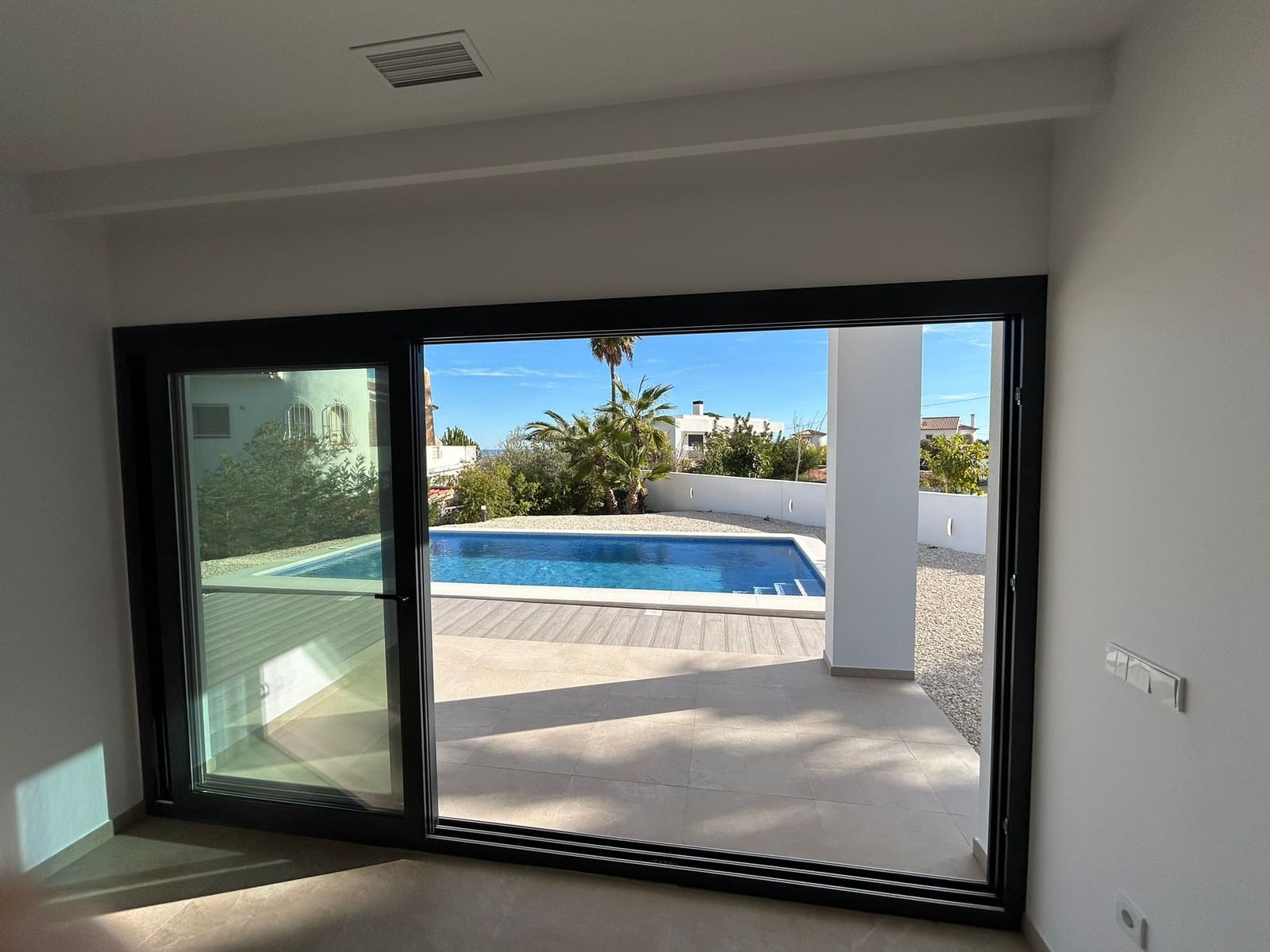 3 bedroom Villa for sale in Benissa - € 1,175,000 (Ref: 9844359)