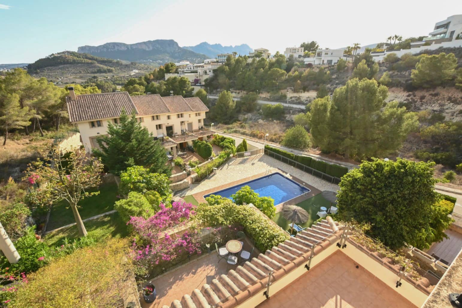 3 camera da letto Bungalow in vendita in Calpe / Calp con piscina garage - 699.000 € (Rif: 9985877)