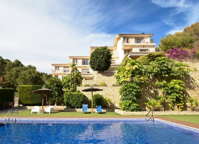 3 sypialnia Bungalow na sprzedaż w Calpe / Calp z basenem garażem - 699 000 € (Ref: 9985877)