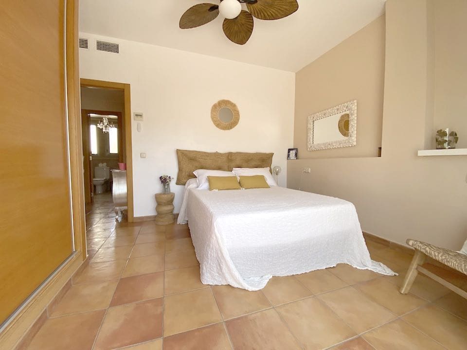 3 bedroom Bungalow for sale in Calpe / Calp with pool garage - € 699,000 (Ref: 9985877)