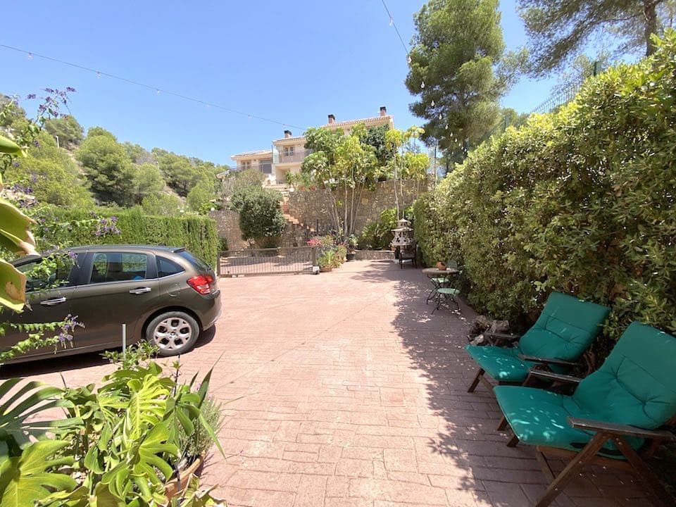3 bedroom Bungalow for sale in Calpe / Calp with pool garage - € 699,000 (Ref: 9985877)