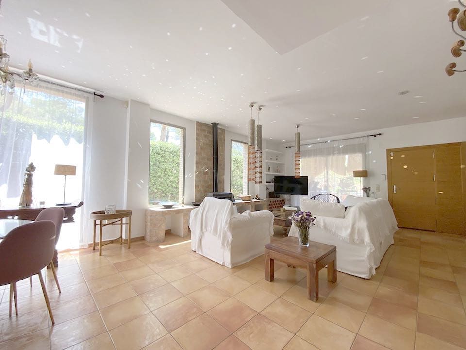 3 bedroom Bungalow for sale in Calpe / Calp with pool garage - € 699,000 (Ref: 9985877)