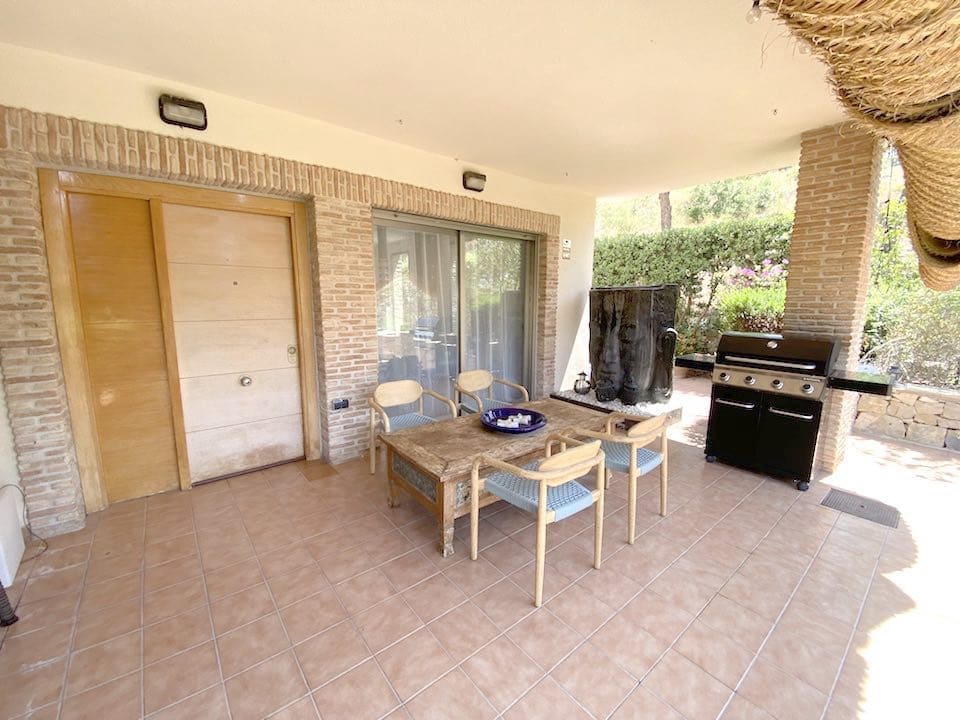 3 bedroom Bungalow for sale in Calpe / Calp with pool garage - € 699,000 (Ref: 9985877)