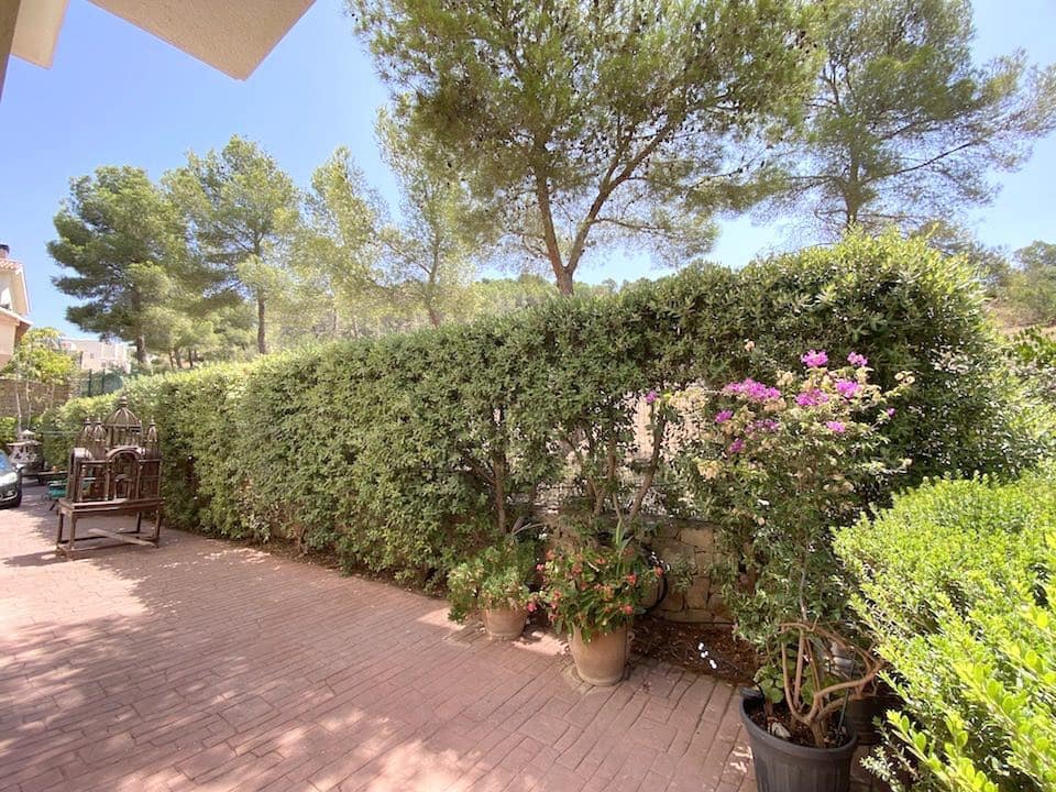 3 bedroom Bungalow for sale in Calpe / Calp with pool garage - € 699,000 (Ref: 9985877)