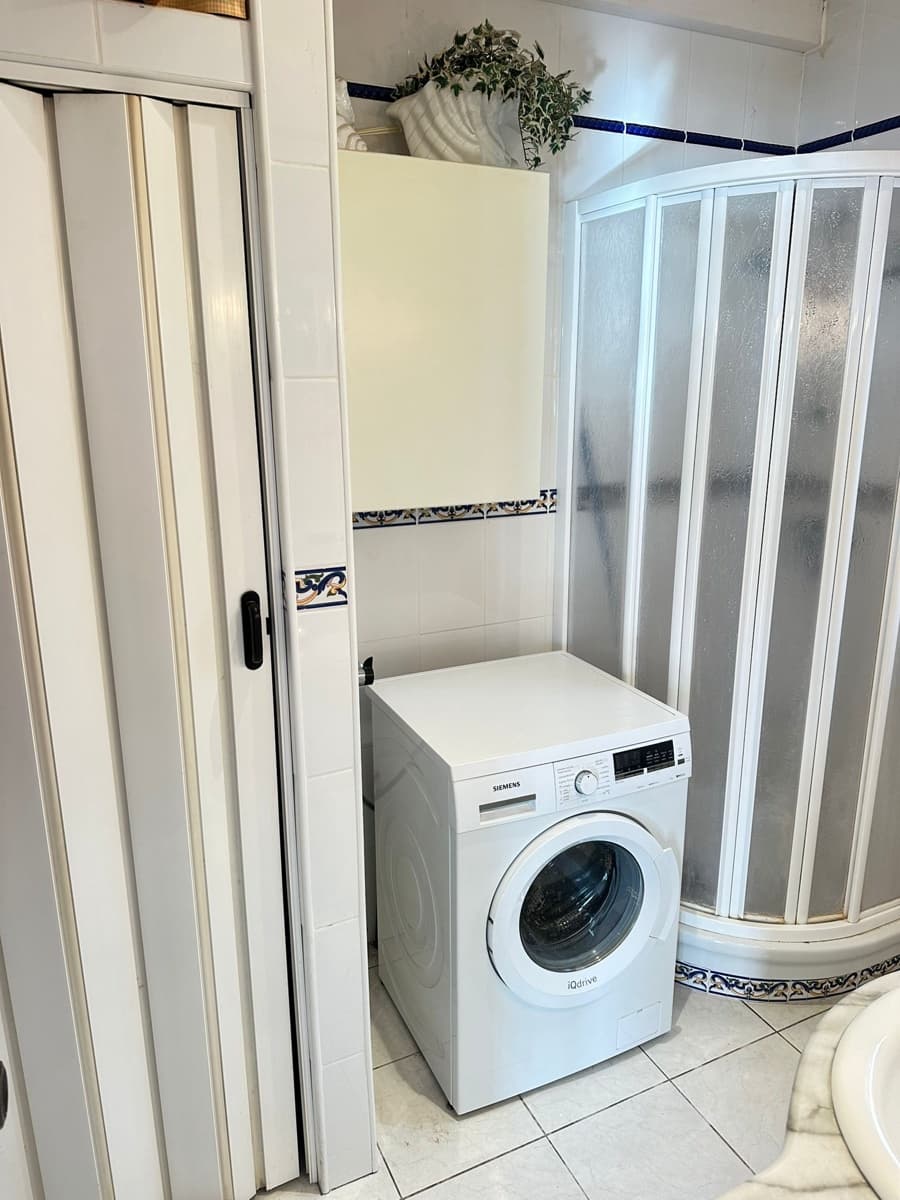 Chalet de 2 habitaciones en Salobreña en venta con piscina garaje - 375.000 € (Ref: 10004689)