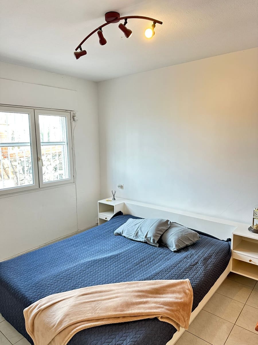 Chalet de 2 habitaciones en Salobreña en venta con piscina garaje - 375.000 € (Ref: 10004689)