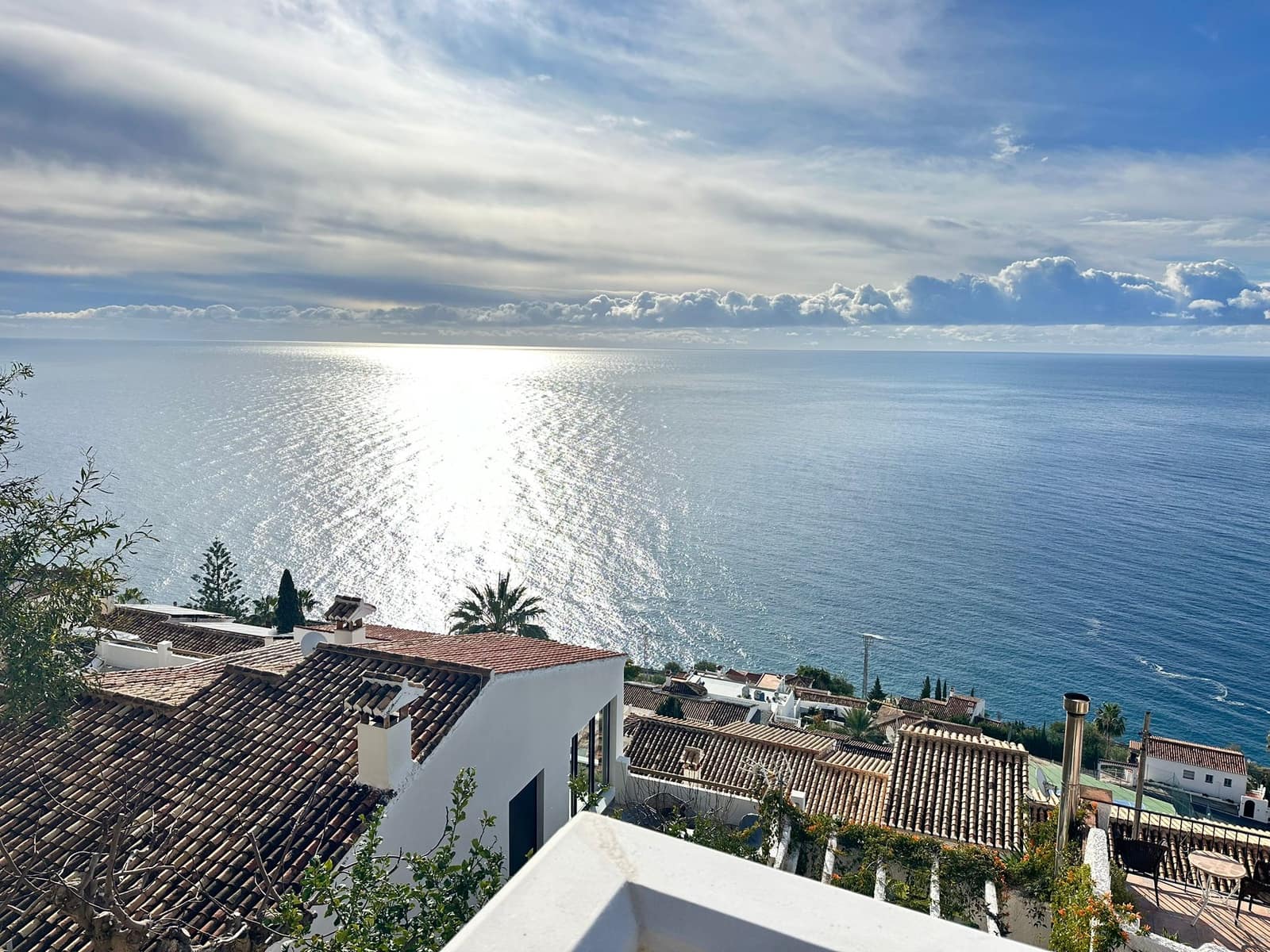 Chalet de 2 habitaciones en Salobreña en venta con piscina garaje - 375.000 € (Ref: 10004689)