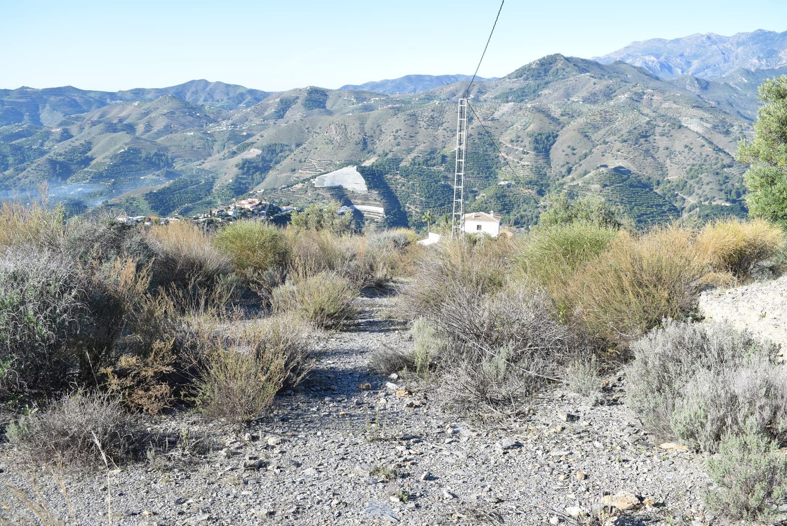 Grunde uden byggetilladelser til salg i Jete - € 39.000 (Ref: 4912339)