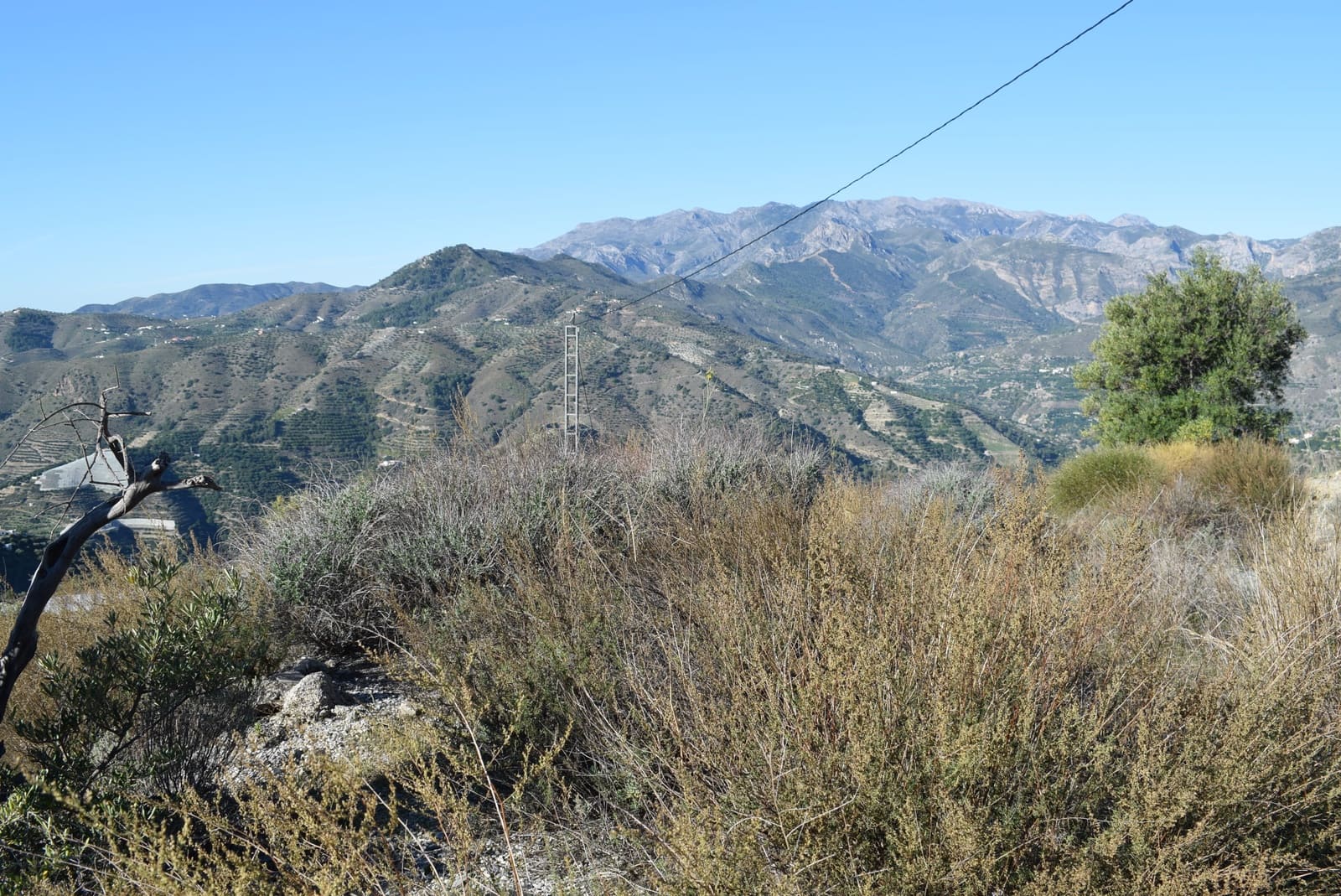 Grunde uden byggetilladelser til salg i Jete - € 39.000 (Ref: 4912339)