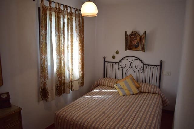 2 bedroom Finca/Country House for sale in Almuñécar with pool - € 169,000 (Ref: 6228935)