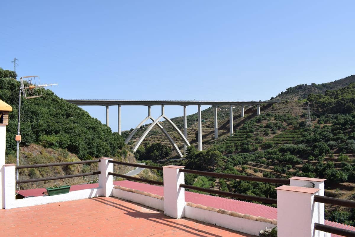 2 soveværelse Finca/Landehus til salg i Almunecar med swimmingpool - € 169.000 (Ref: 6228935)