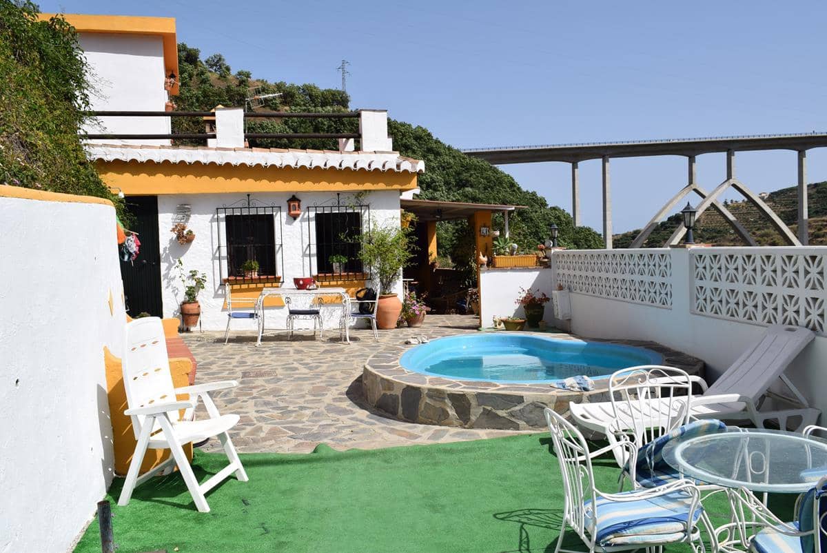 2 soveværelse Finca/Landehus til salg i Almunecar med swimmingpool - € 169.000 (Ref: 6228935)