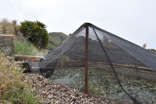 Finca/Hus på landet till salu i Jete - 69 000 € (Ref: 6943872)