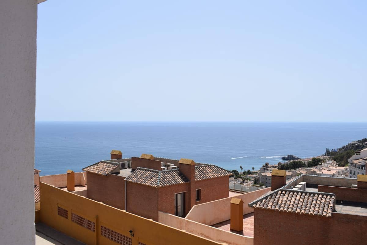 6 bedroom Villa for sale in La Herradura - € 1,200,000 (Ref: 6950154)