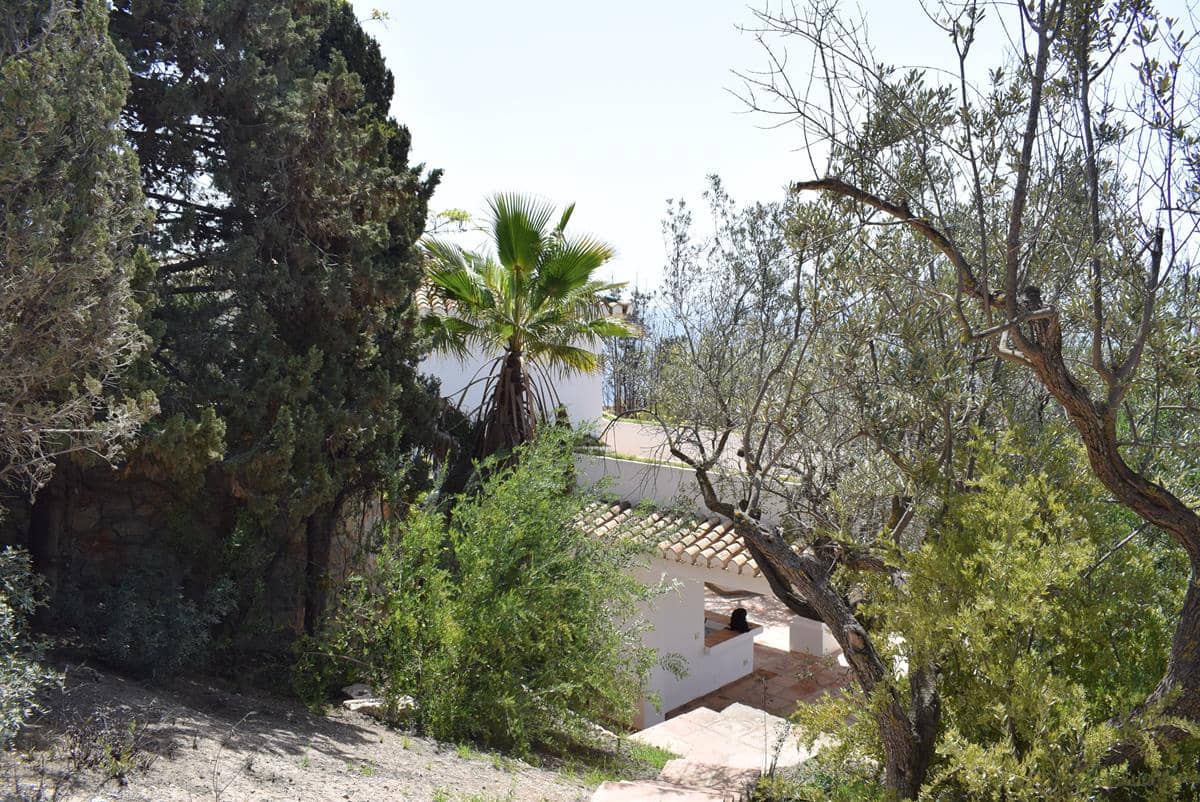 6 bedroom Villa for sale in La Herradura - € 1,200,000 (Ref: 6950154)