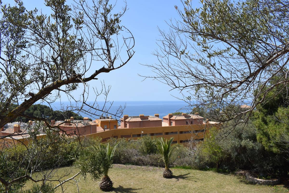 6 bedroom Villa for sale in La Herradura - € 1,200,000 (Ref: 6950154)