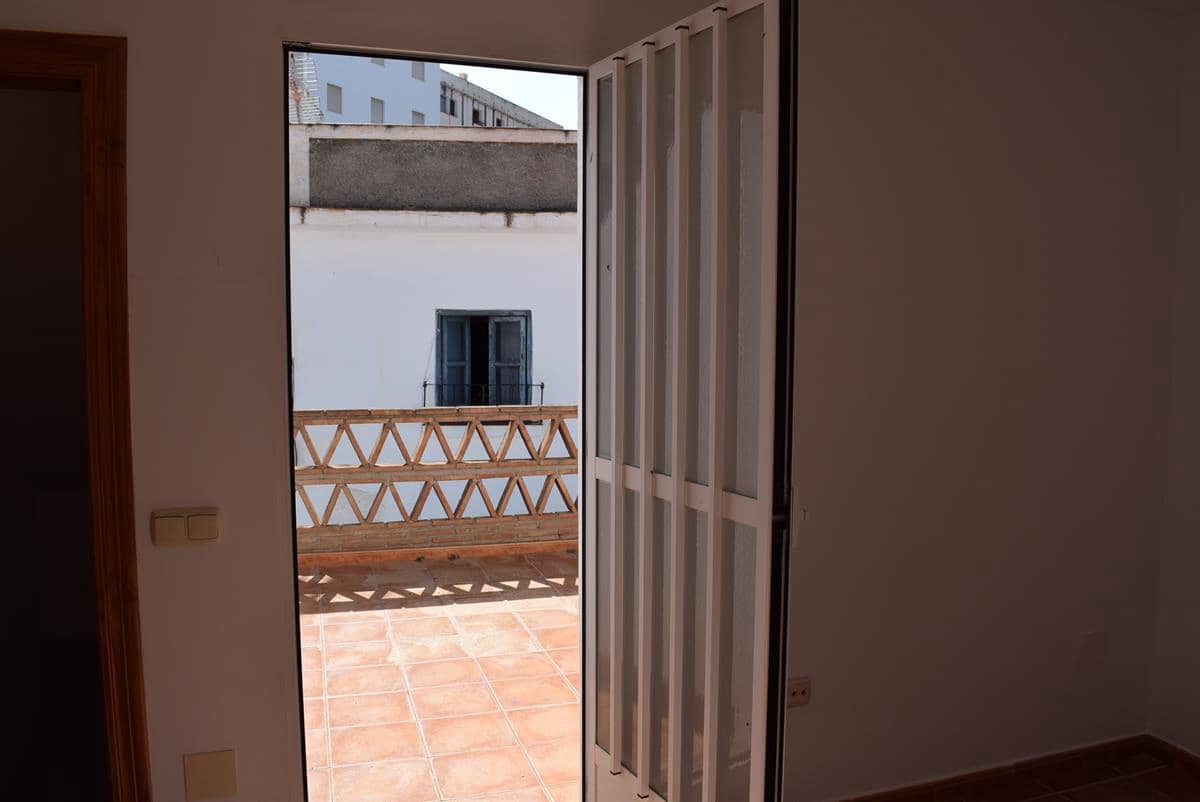 2 soveværelse Byhus til salg i Otivar - € 80.000 (Ref: 6980079)