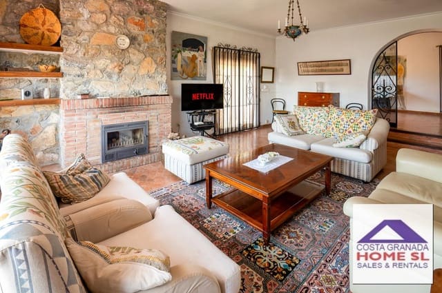 3 soverom Villa til salgs i Lentegí med svømmebasseng garasje - € 460 000 (Ref: 7701012)