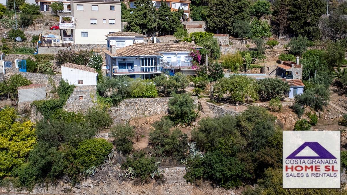 3 soveværelse Villa til salg i Lentegi med swimmingpool garage - € 460.000 (Ref: 7701012)