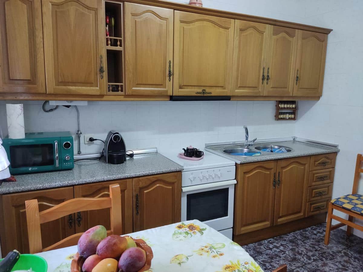 4 soveværelse Byhus til salg i Lentegi med garage - € 130.000 (Ref: 7757416)