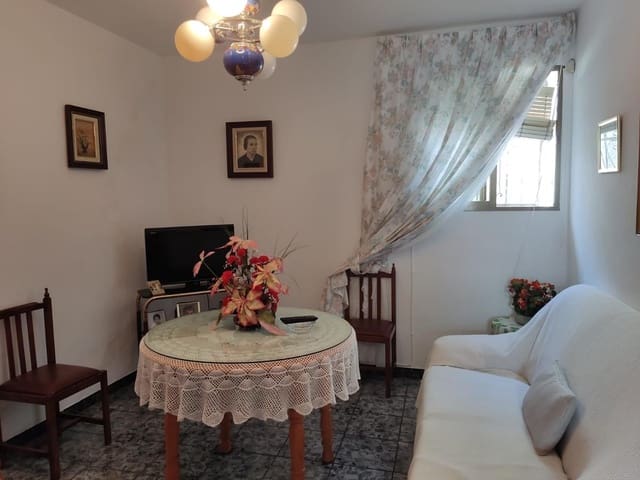 4 soverom Hus til salgs i Lentegí med garasje - € 130 000 (Ref: 7757416)