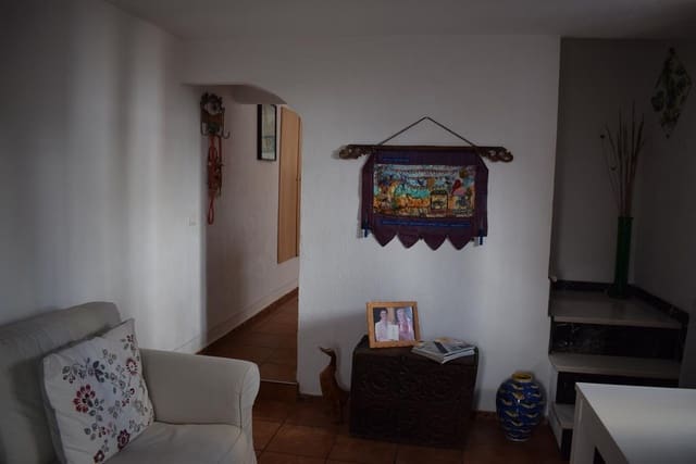 3 soveværelse Byhus til salg i Otívar - € 98.000 (Ref: 8099887)