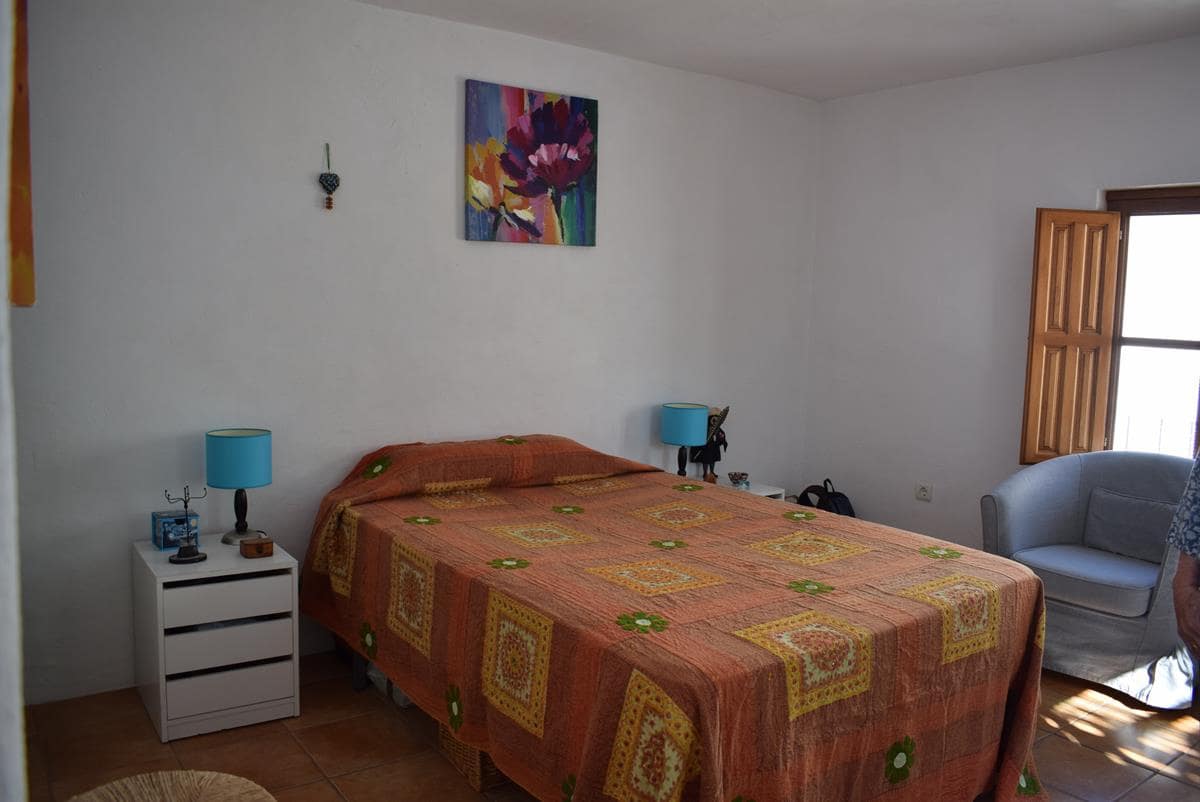 3 soveværelse Byhus til salg i Otivar - € 98.000 (Ref: 8099887)