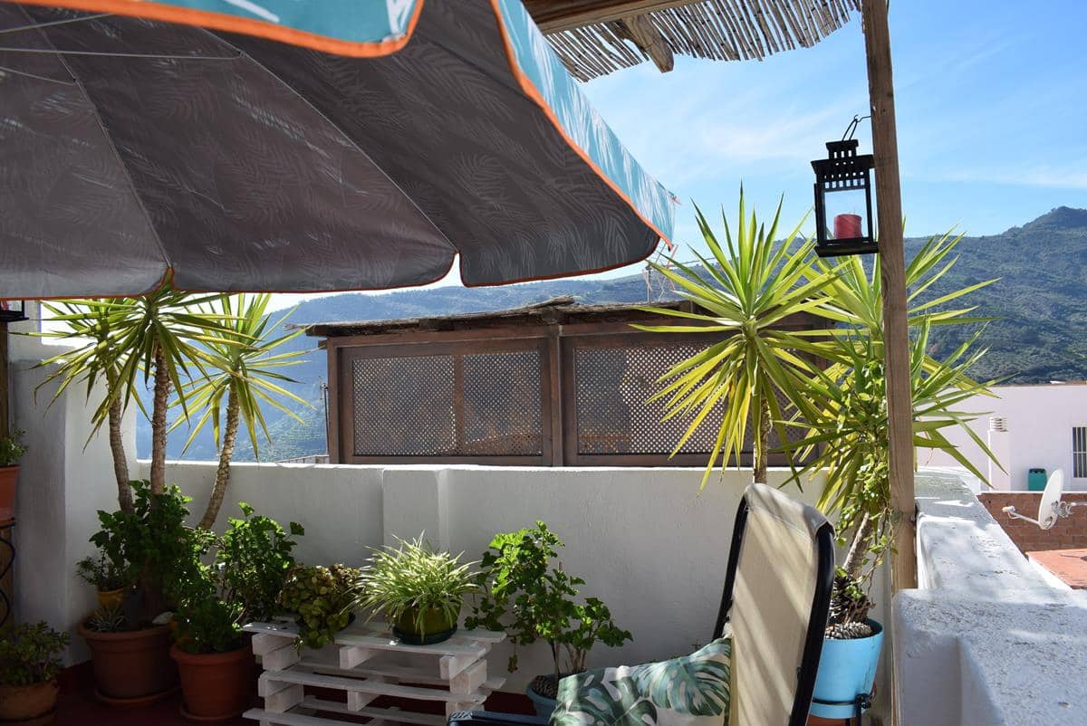 3 soveværelse Byhus til salg i Otivar - € 98.000 (Ref: 8099887)