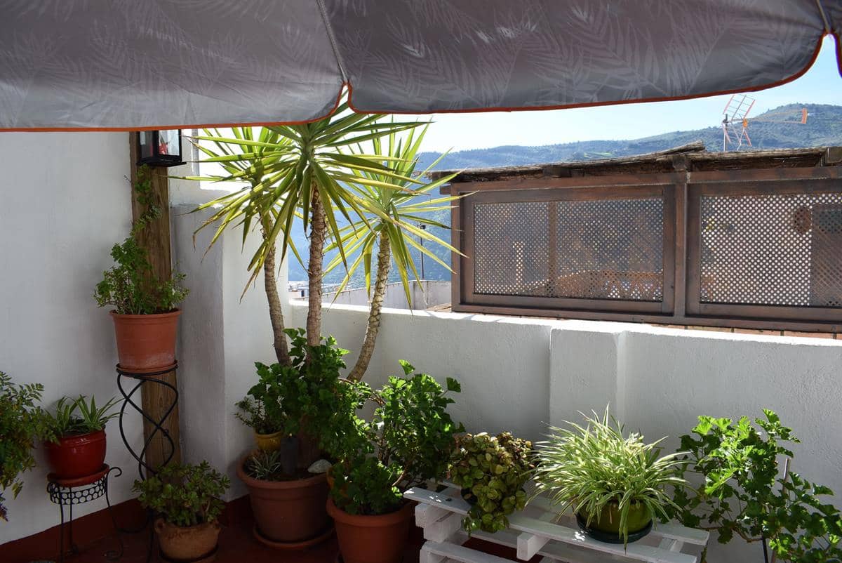 3 soveværelse Byhus til salg i Otivar - € 98.000 (Ref: 8099887)