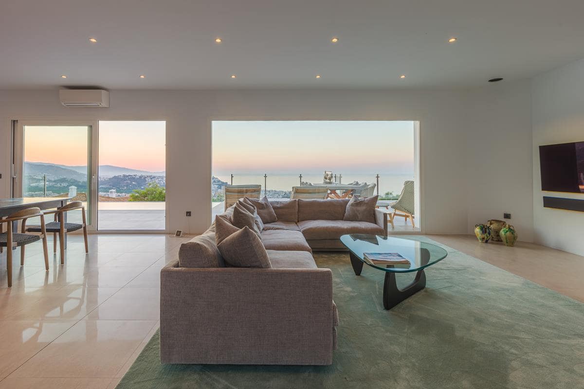 2 Zimmer Villa zu verkaufen in Almunecar mit Pool Garage - 1.200.000 € (Ref: 8410290)