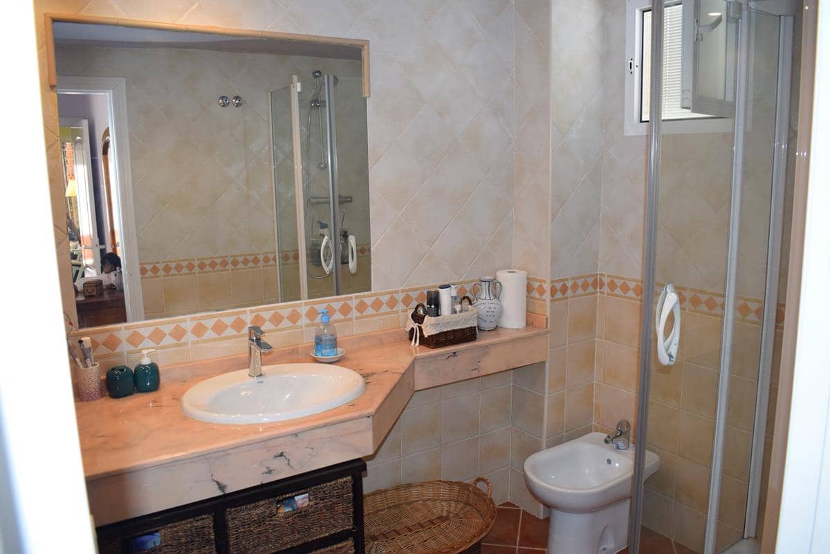 3 Zimmer Apartment zu verkaufen in Almunecar - 275.000 € (Ref: 8713845)