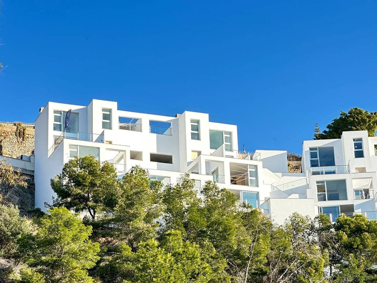 2 sovrum Semi-fristående Villa till salu i Almunecar - 238 000 € (Ref: 9563691)