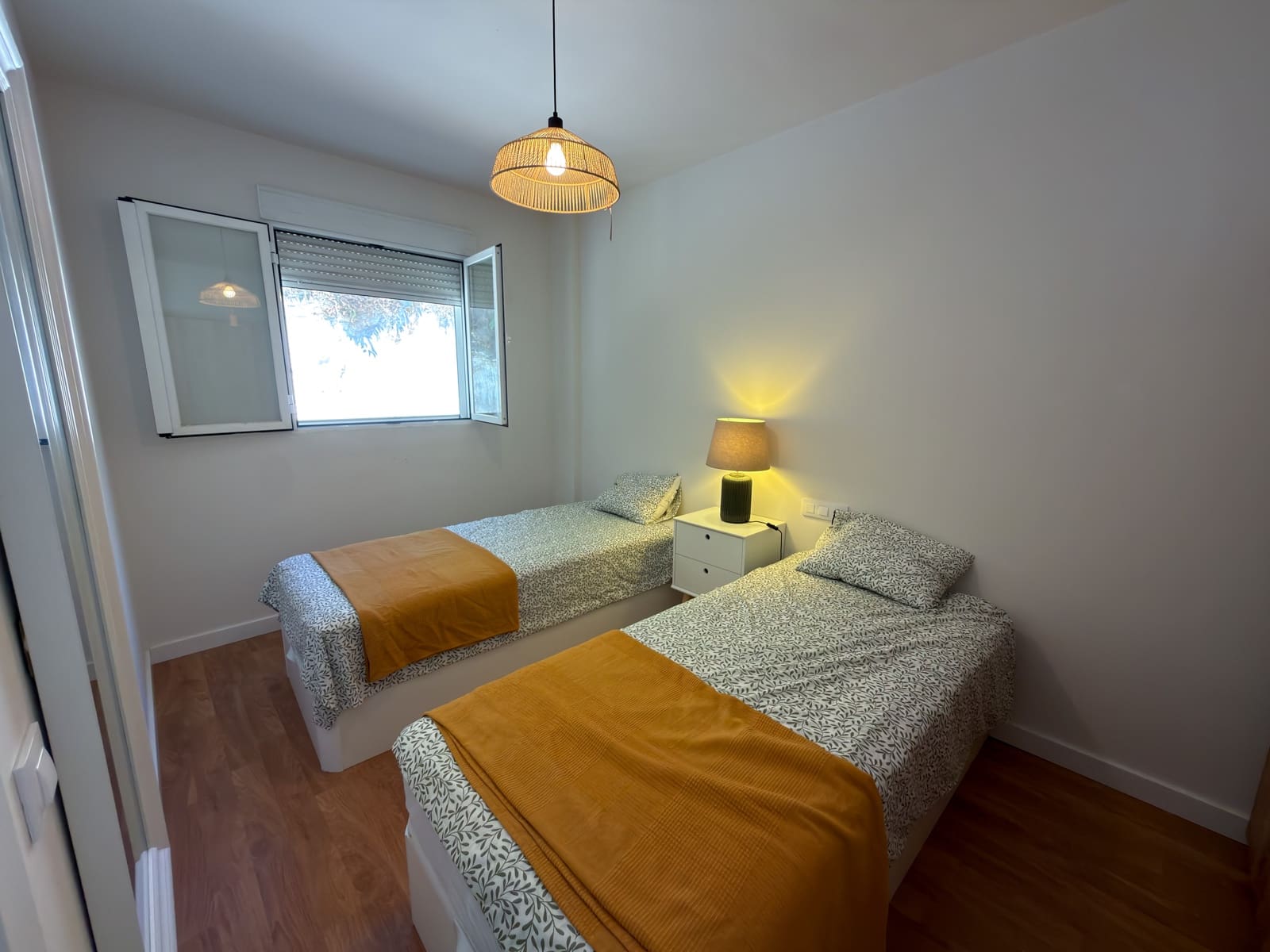 2 Zimmer Haus zu verkaufen in Almunecar mit Garage - 235.000 € (Ref: 9999192)