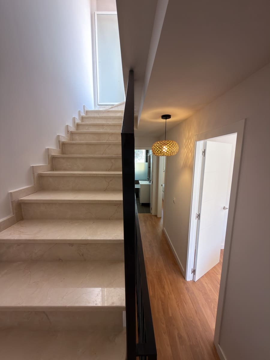 2 Zimmer Haus zu verkaufen in Almunecar mit Garage - 235.000 € (Ref: 9999192)