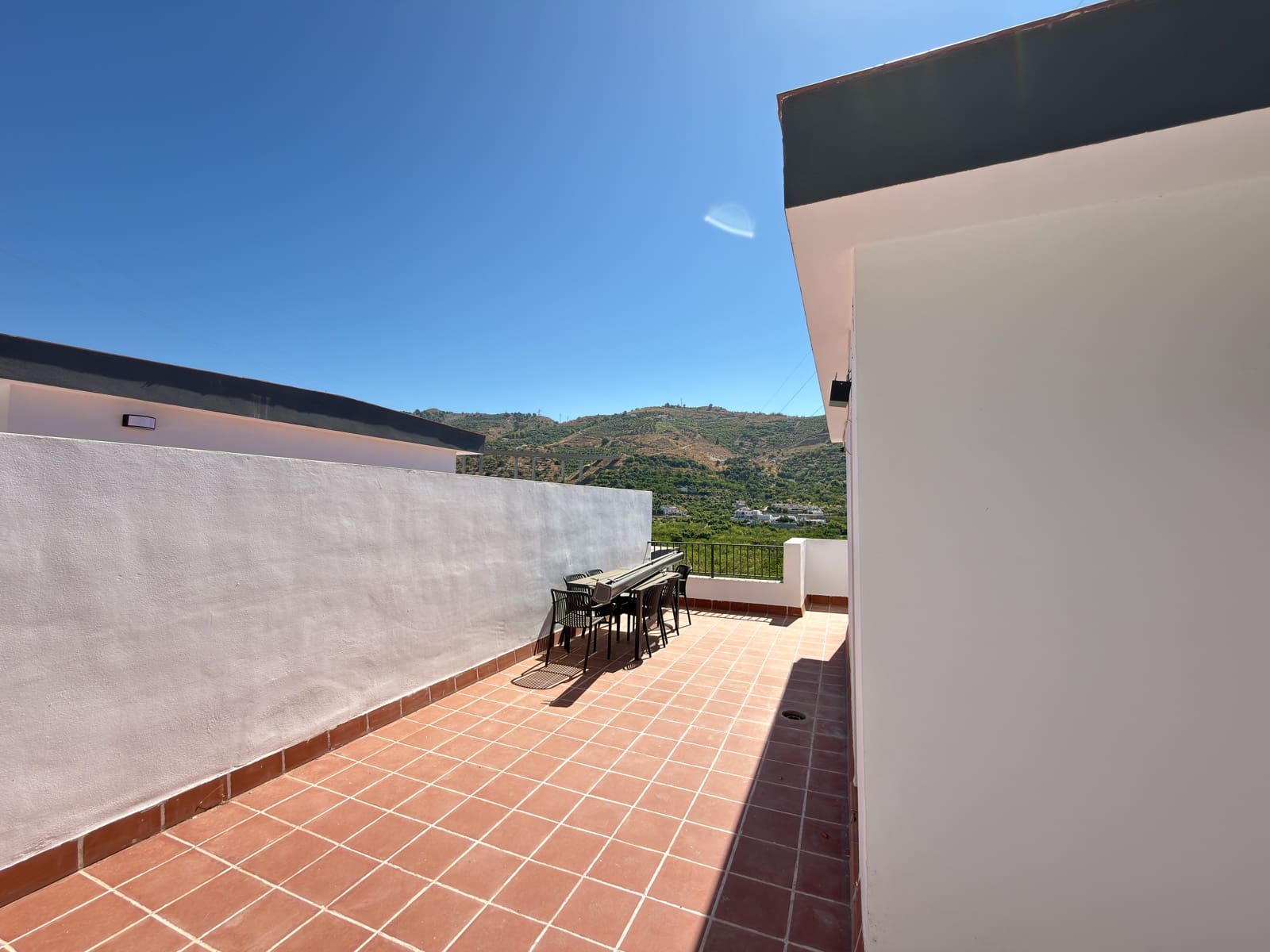 2 Zimmer Haus zu verkaufen in Almunecar mit Garage - 235.000 € (Ref: 9999192)