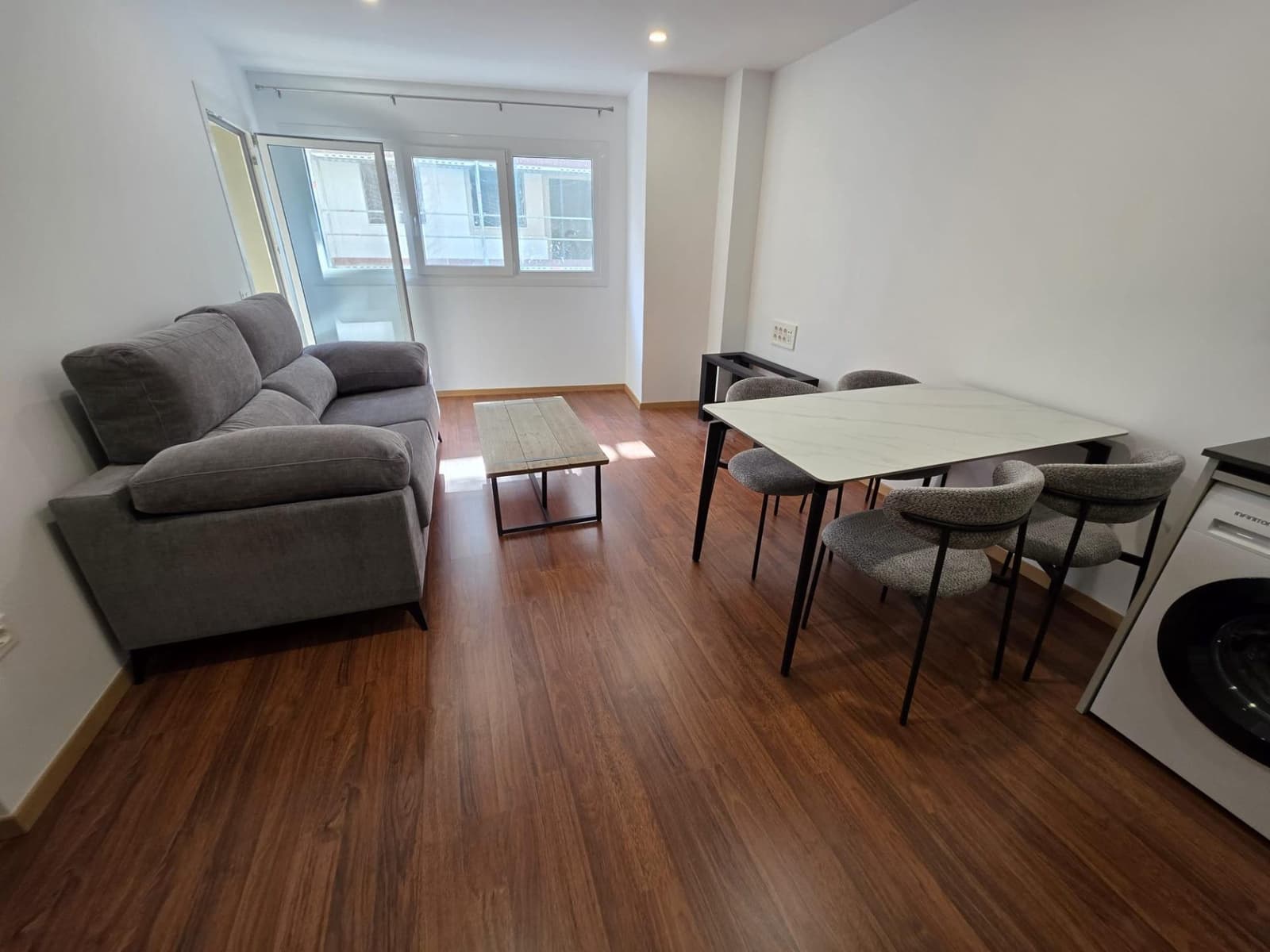 2 soverom Leilighet til leie i Rincon de la Victoria - € 1 300 (Ref: 10004150)