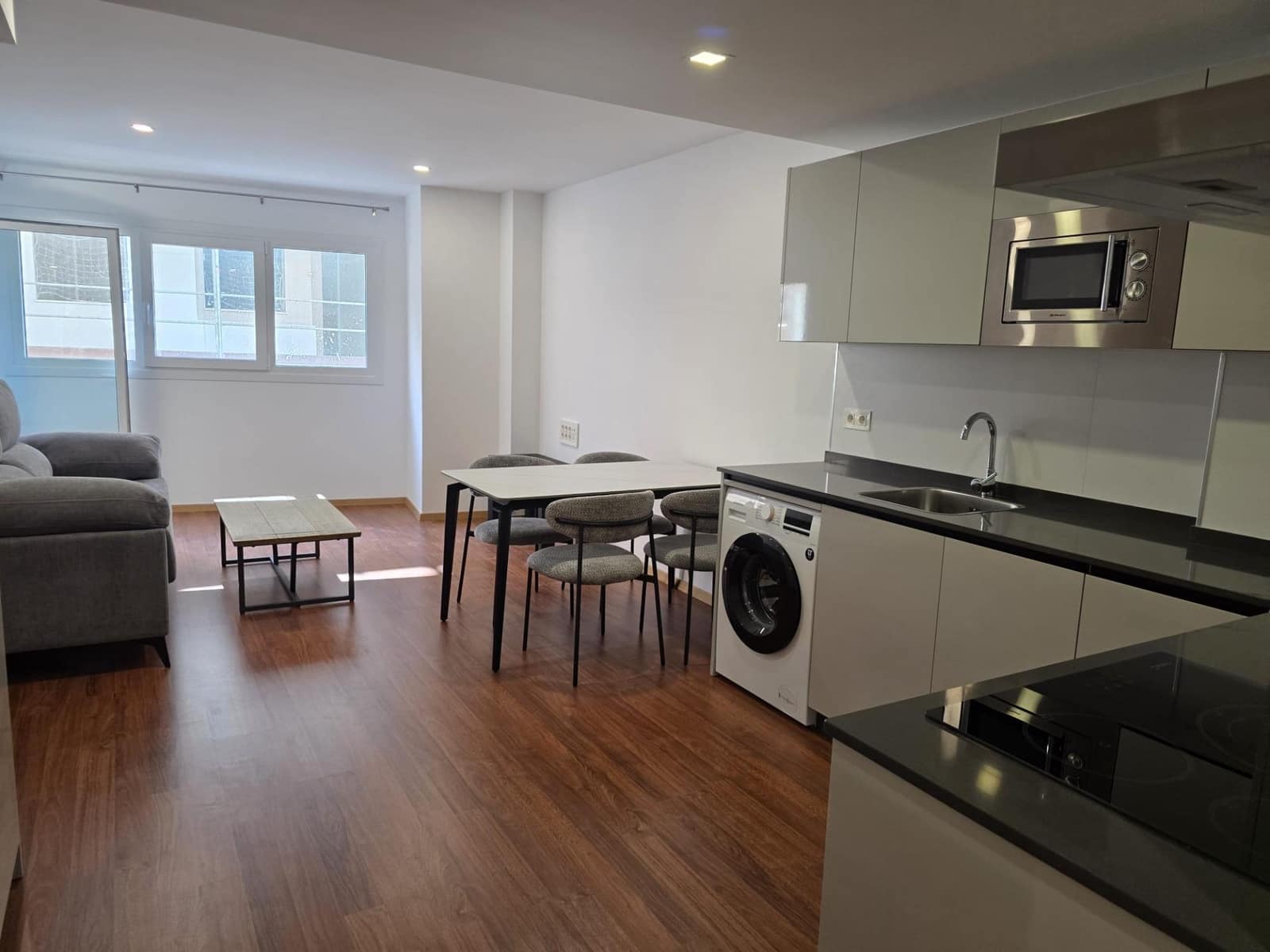 2 soverom Leilighet til leie i Rincon de la Victoria - € 1 300 (Ref: 10004150)