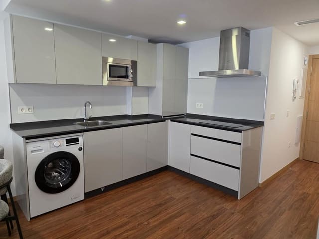 2 soverom Leilighet til leie i Rincón de la Victoria - € 1 300 (Ref: 10004150)