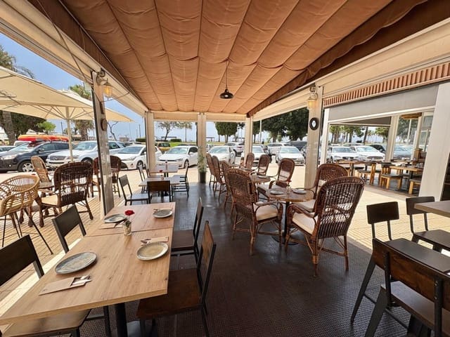 Local Commercial à vendre à Vélez-Málaga - 300 000 € (Ref: 10005611)