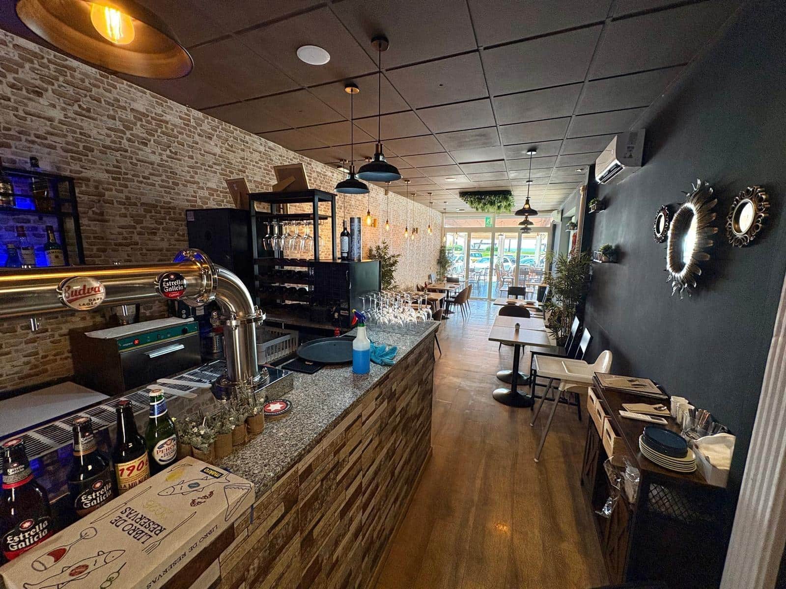 Local Commercial à vendre à Velez-Malaga - 300 000 € (Ref: 10005611)