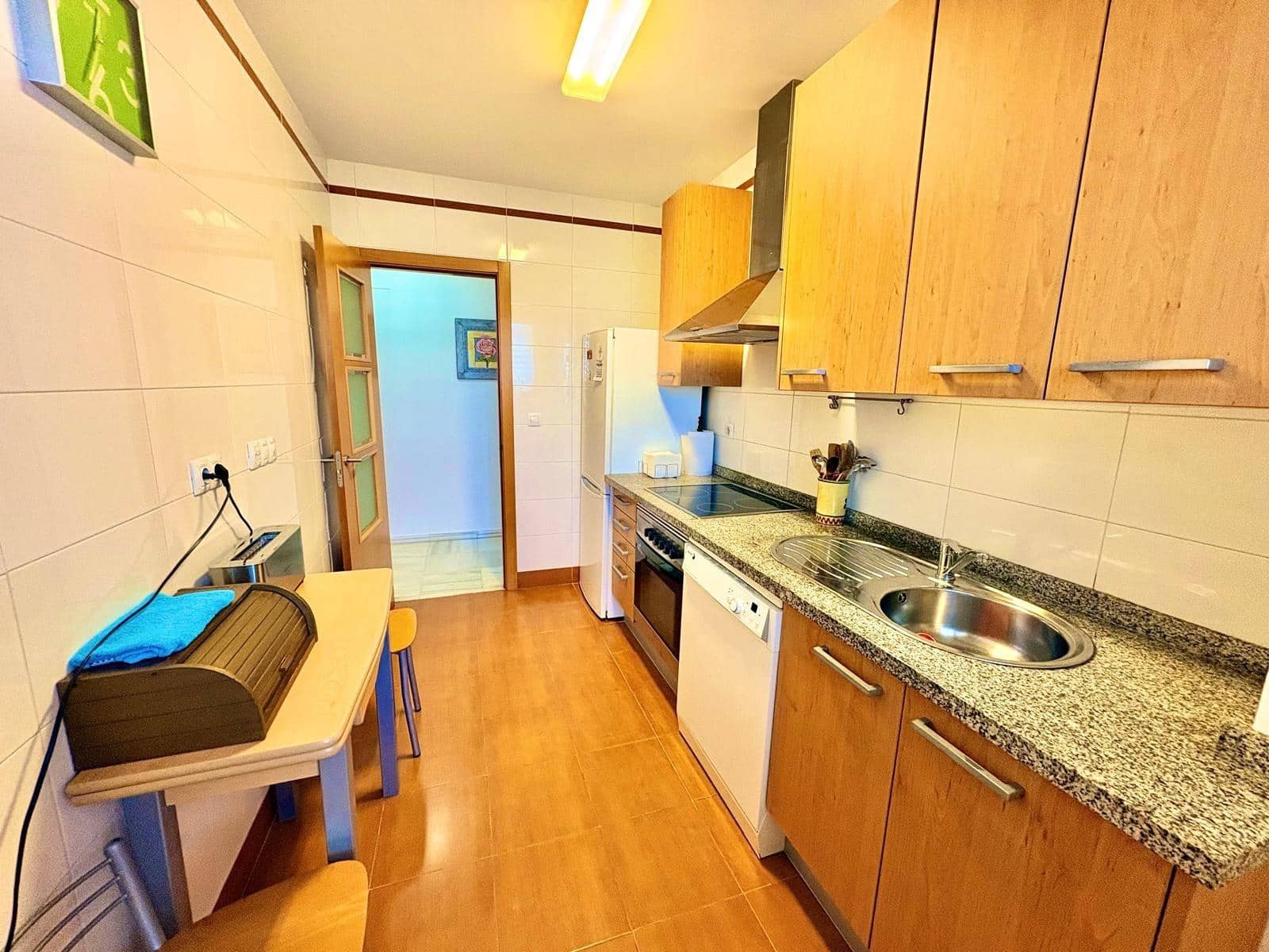 2 slaapkamer Flat te huur in Velez-Malaga met zwembad garage - € 1.300 (Ref: 10006697)