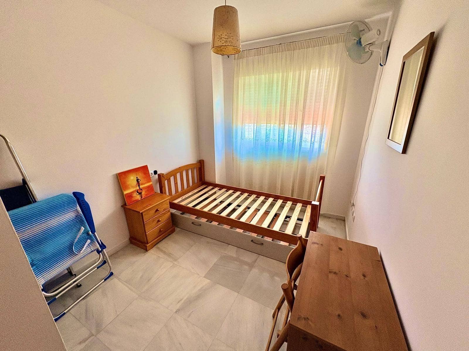 2 slaapkamer Flat te huur in Velez-Malaga met zwembad garage - € 1.300 (Ref: 10006697)