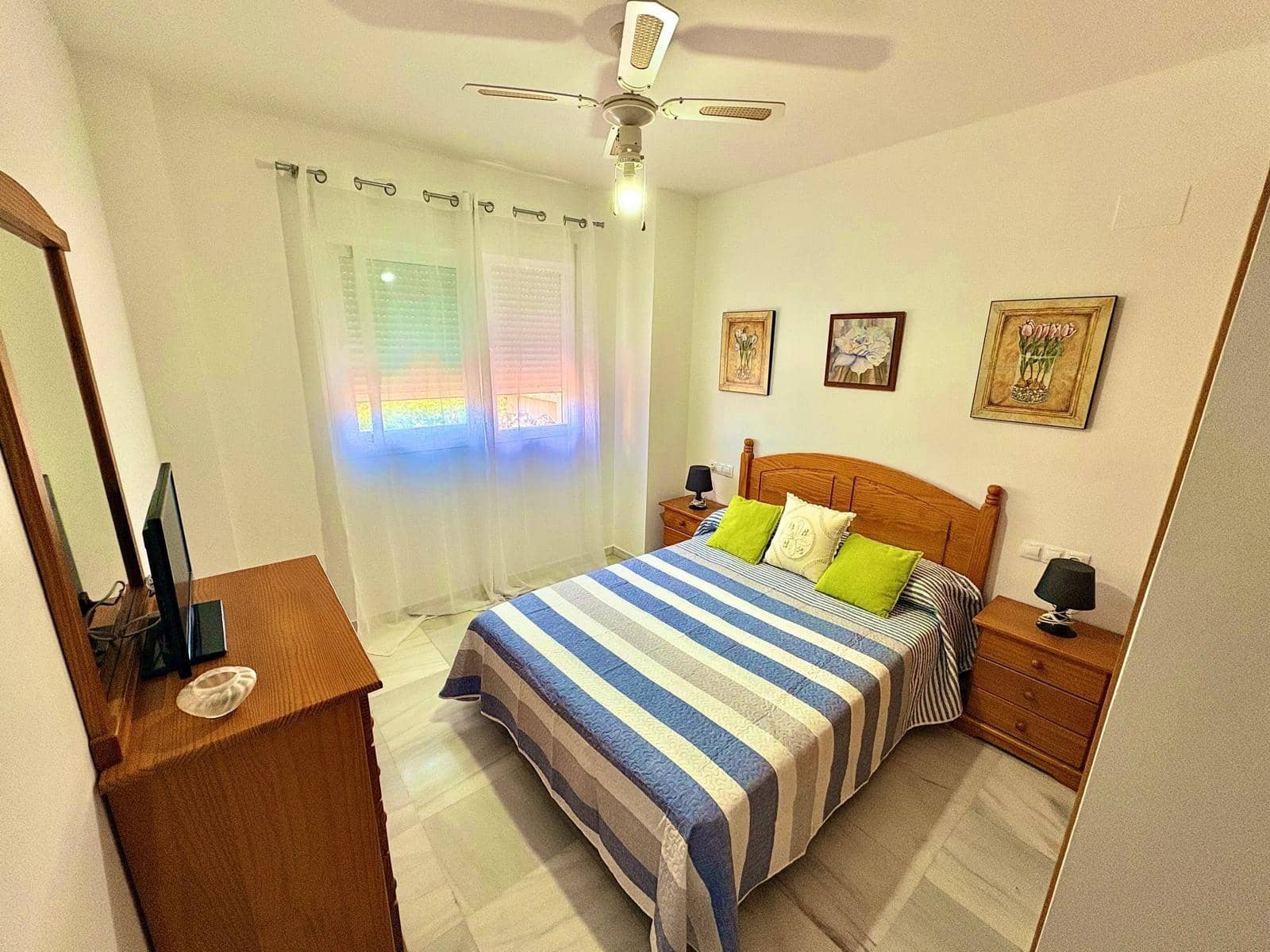 2 slaapkamer Flat te huur in Velez-Malaga met zwembad garage - € 1.300 (Ref: 10006697)