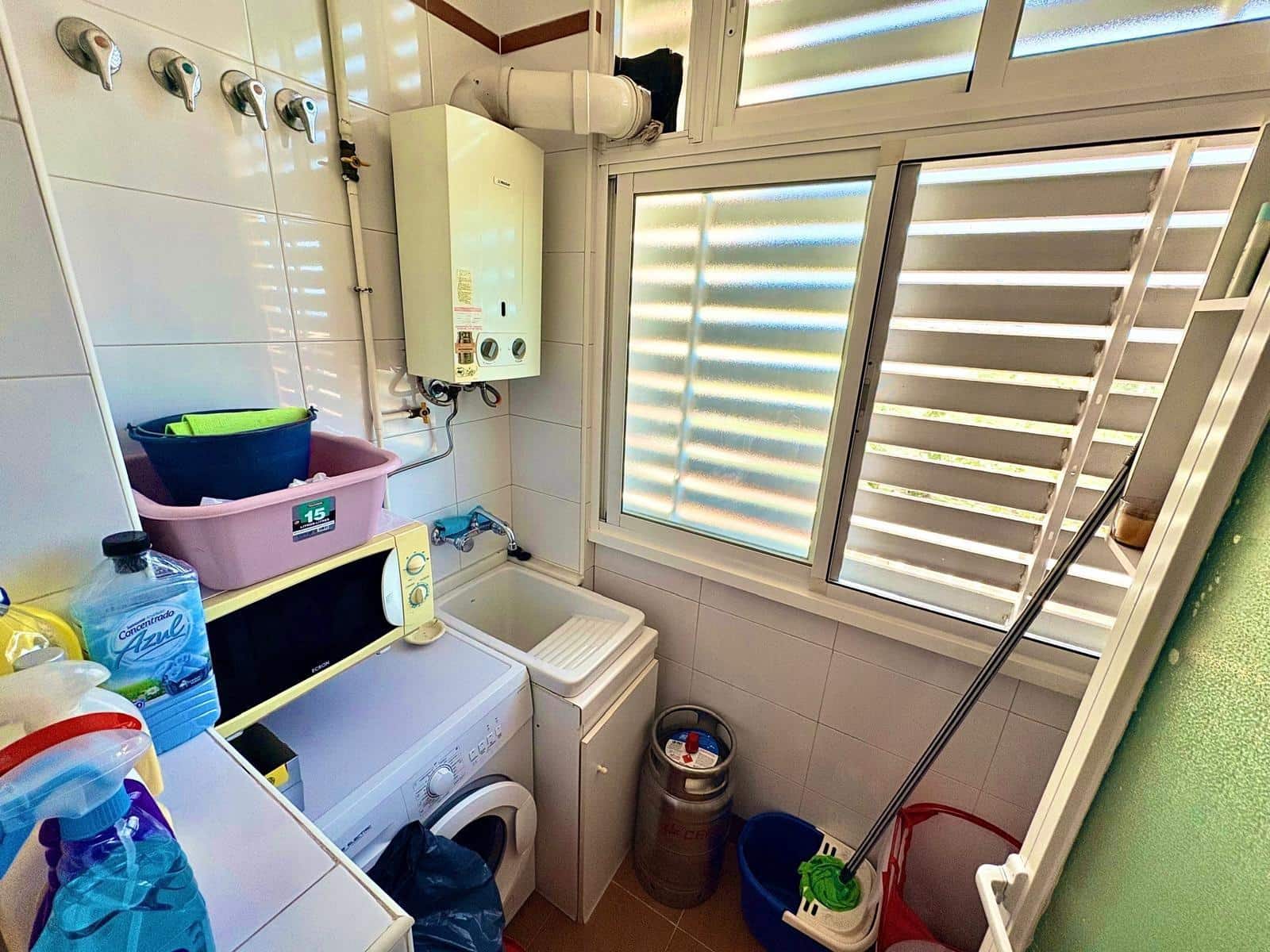 2 slaapkamer Flat te huur in Velez-Malaga met zwembad garage - € 1.300 (Ref: 10006697)