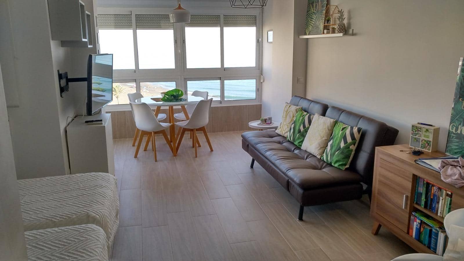 Studio til leie i Torrox-Costa med svømmebasseng - € 800 (Ref: 10020916)
