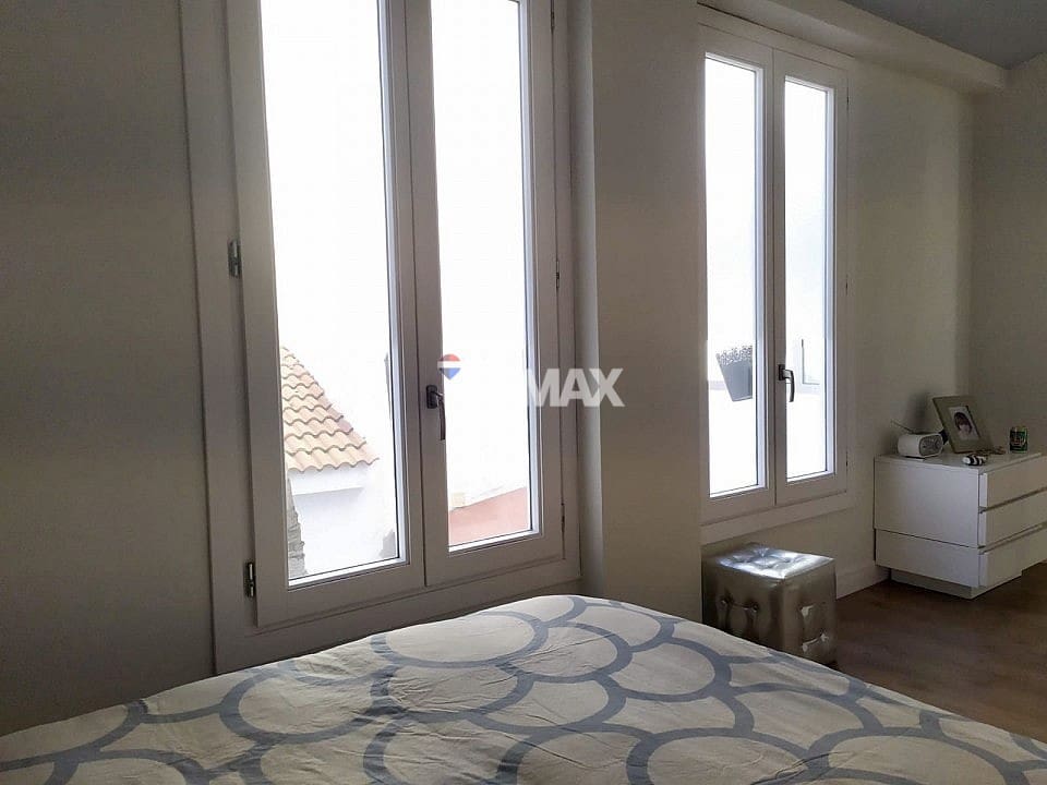 5 bedroom Townhouse for rent in Velez-Malaga - € 1,500 (Ref: 6859571)