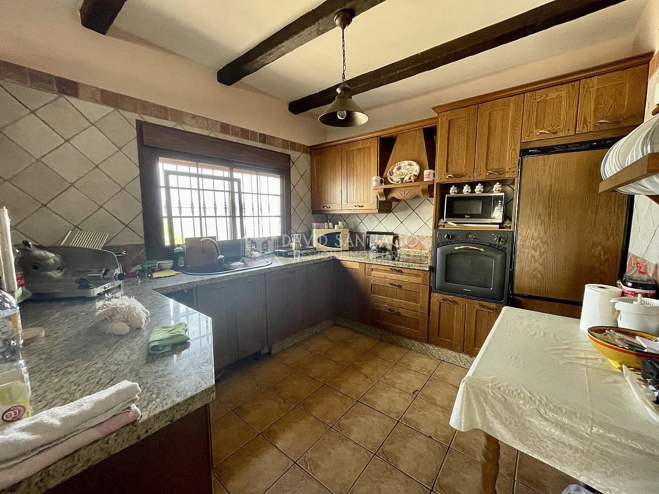 4 soveværelse Villa til salg i Archez med swimmingpool garage - € 470.000 (Ref: 7557671)