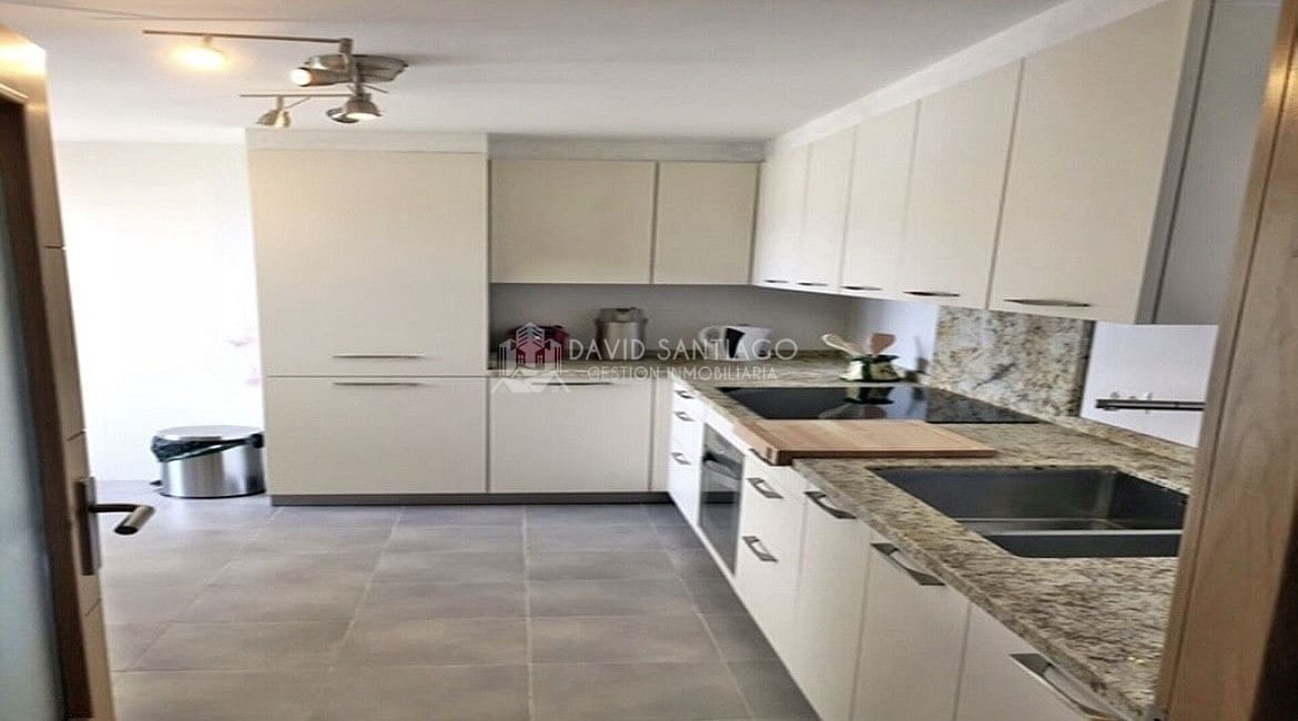 3 camera da letto Attico da affitare come casa vacanza in Caleta de Velez con piscina - 630 € (Rif: 7631765)